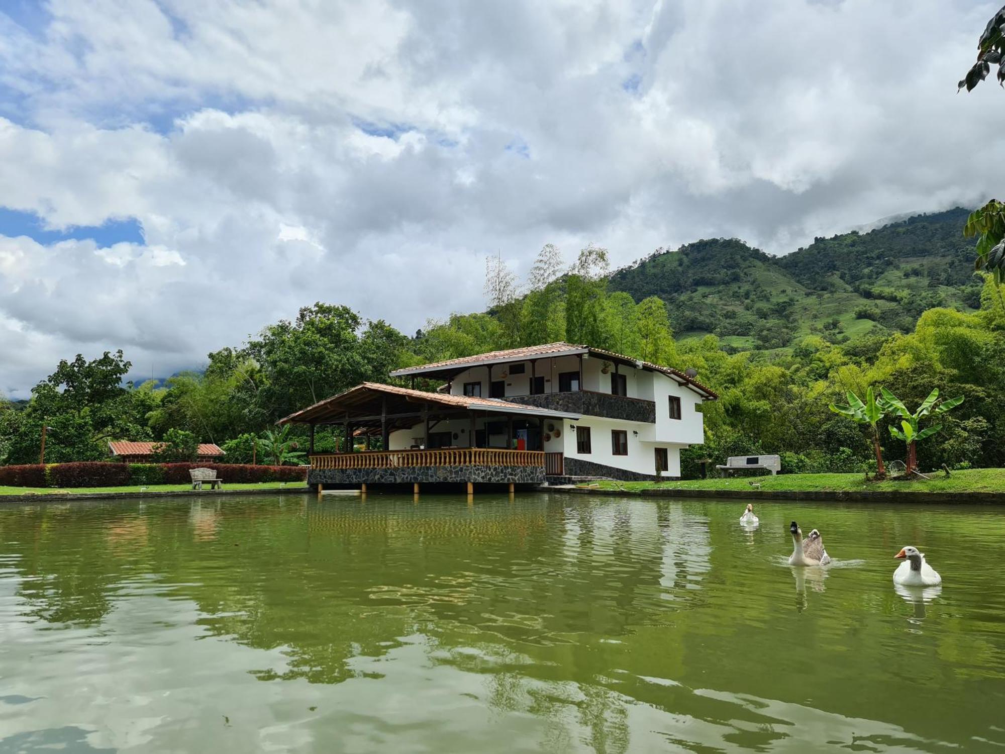 Hotel Campestre Alameda Tamesis Ngoại thất bức ảnh