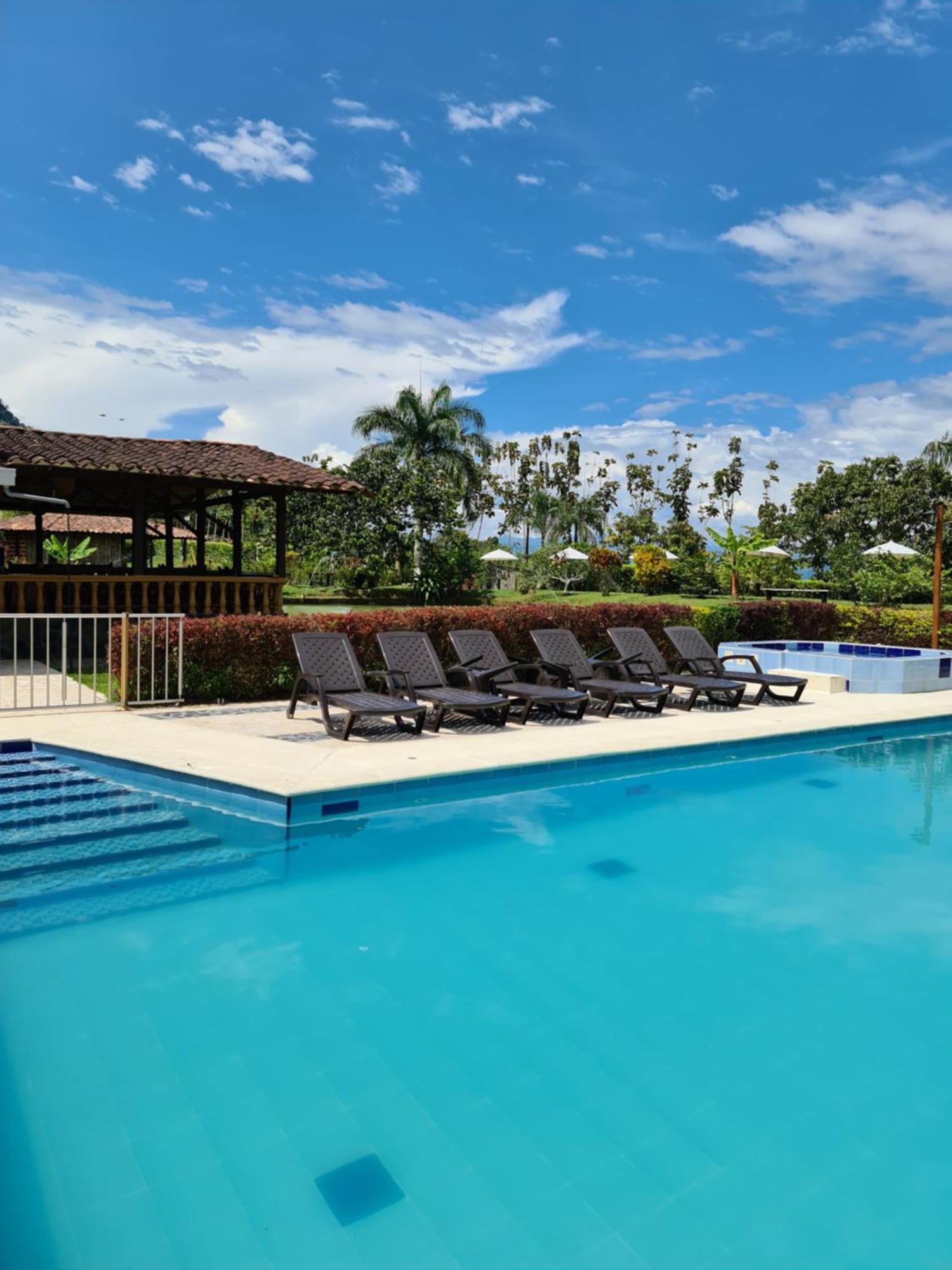 Hotel Campestre Alameda Tamesis Ngoại thất bức ảnh